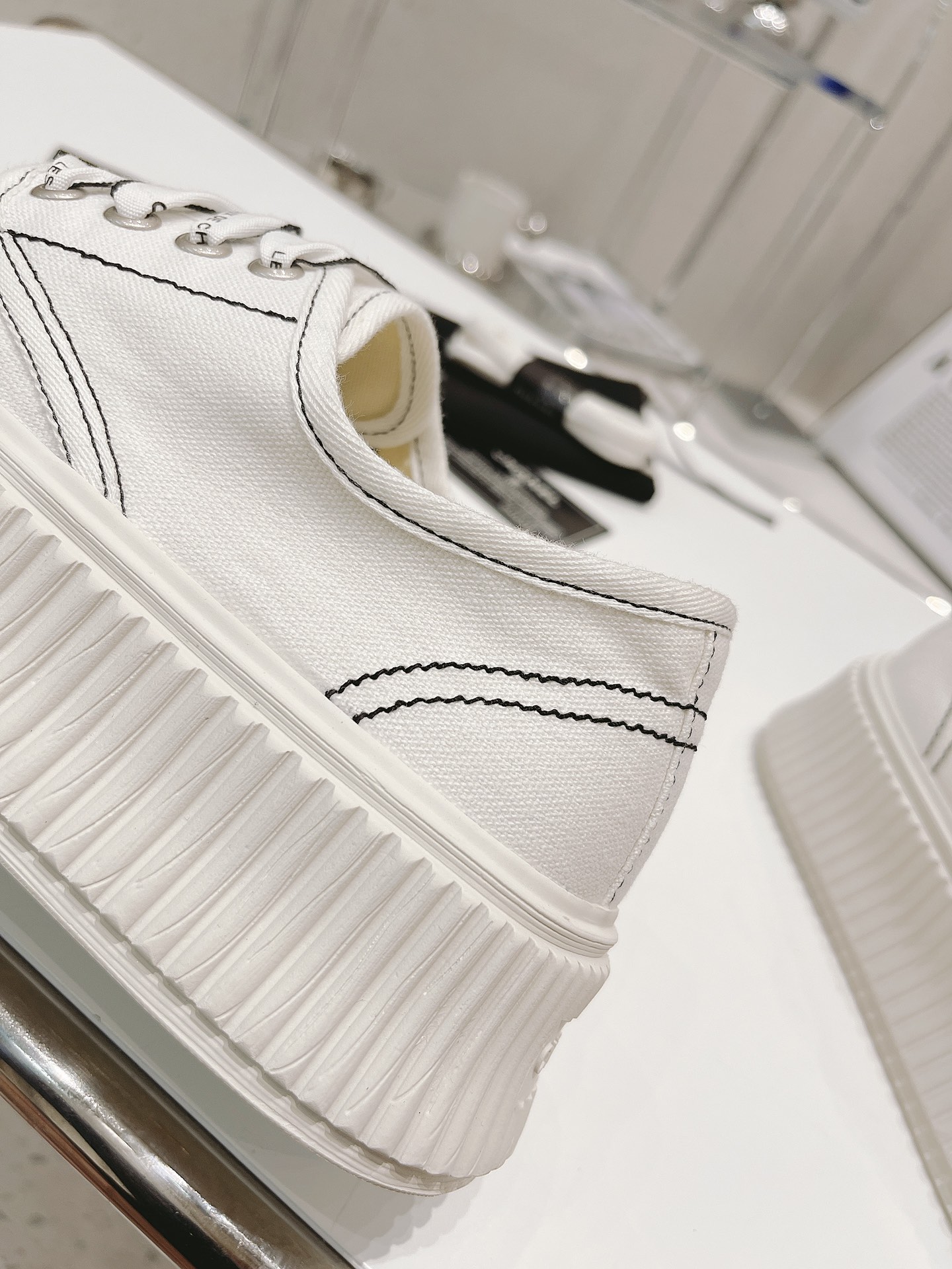 Chanel Platform Sneaker 6 - vstockx