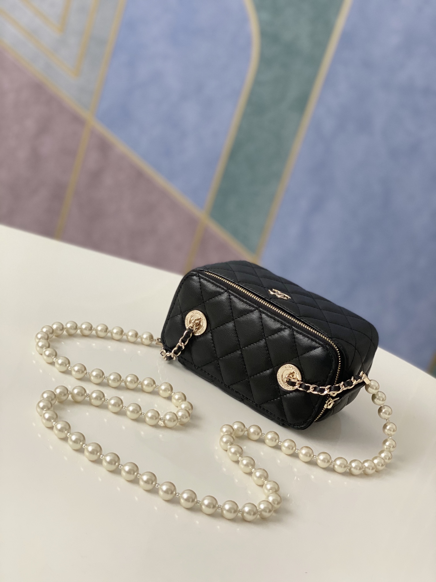 Handbag Chanel 81192 size 9.5-17-8 - vstockx