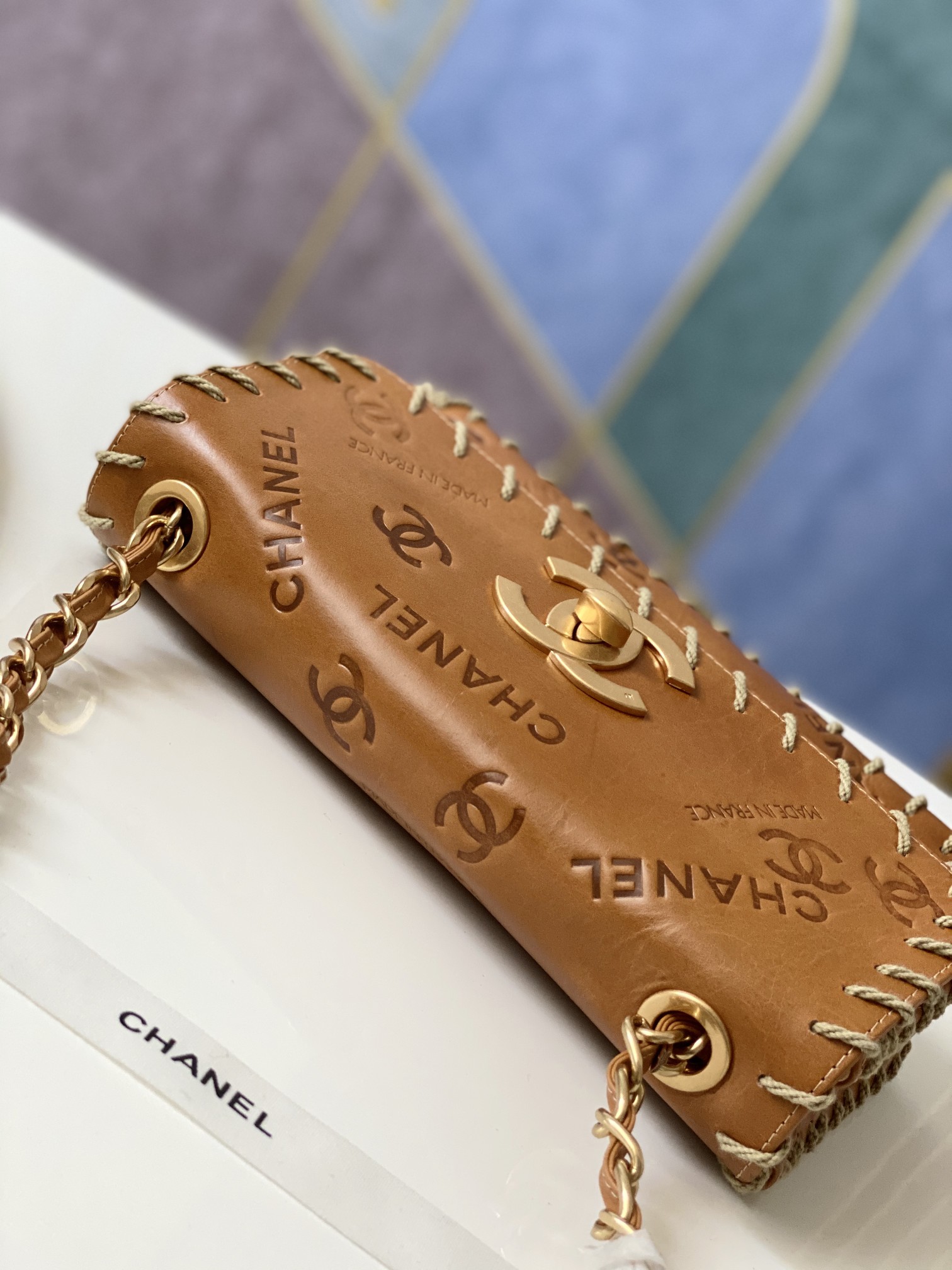 Handbag Chanel 0966 size 25 6 14 cm - vstockx