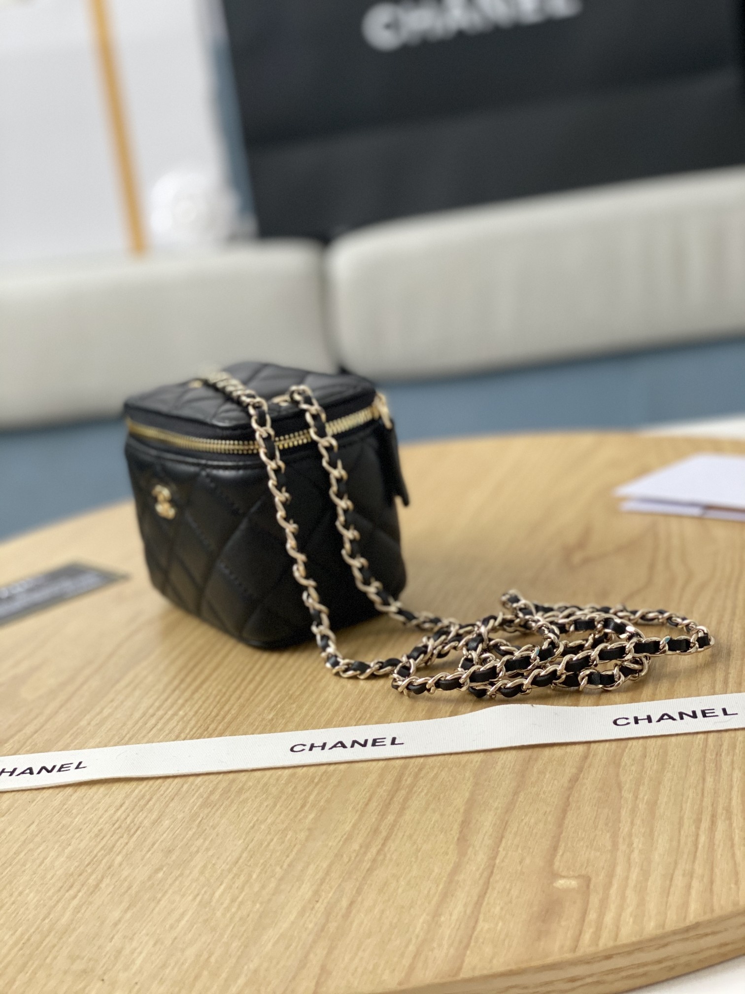 Handbag Chanel 81340 size 8.5*11*7 cm - vstockx