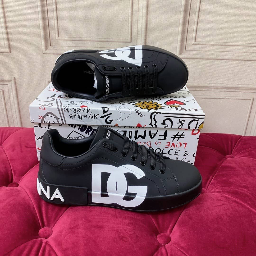 Dolce & Gabbana Low Tops Sneakers 232 - vstockx