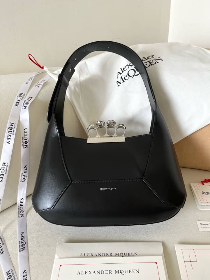 Handbag Alexander McQueen hobo size 20*12*8 cm size 30*18*7 cm - vstockx