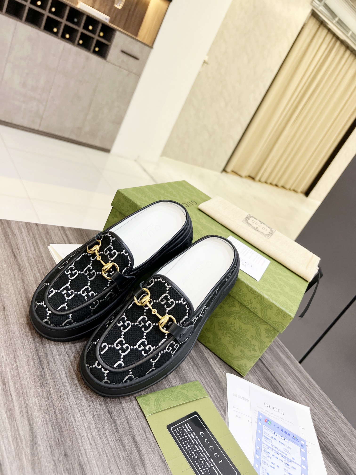 Gucci Women's WOMEN 6 - vstockx