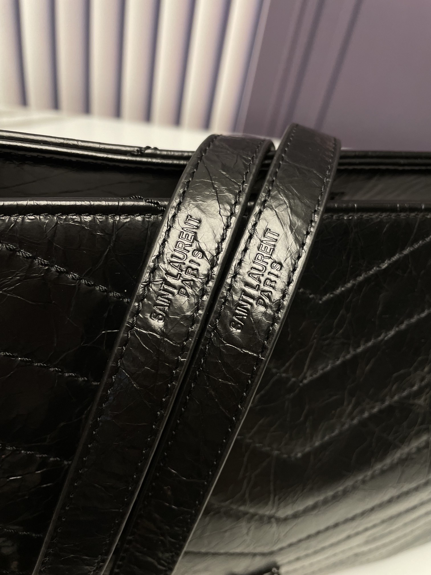 Handbags SAINT LAURENT 577999 size 33x27x11.5 cm - vstockx