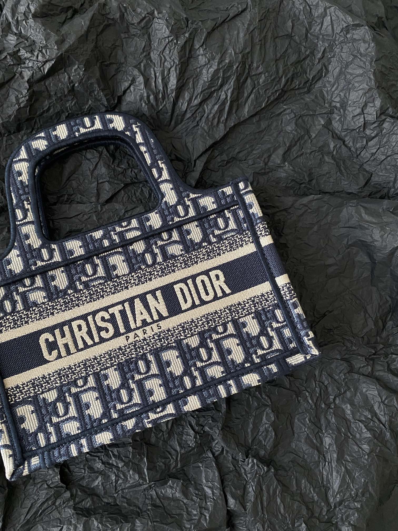Handbags Dior Book Tote 8001 size:23*17*11 cm - vstockx