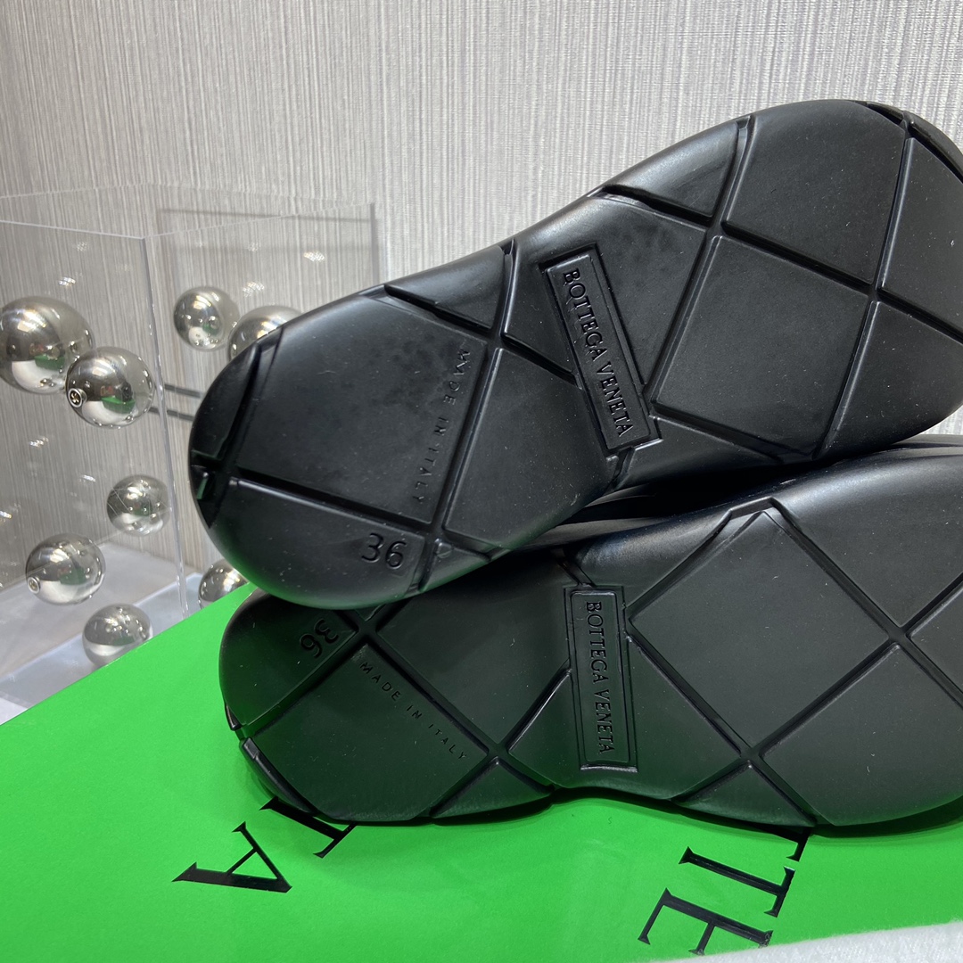 Bottega Veneta Boots 25 - vstockx