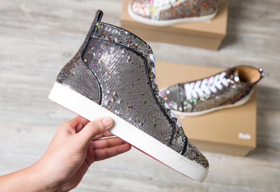 Christian Louboutin Louis Junior Spikes Orlato Flat Sneakers 17 - vstockx