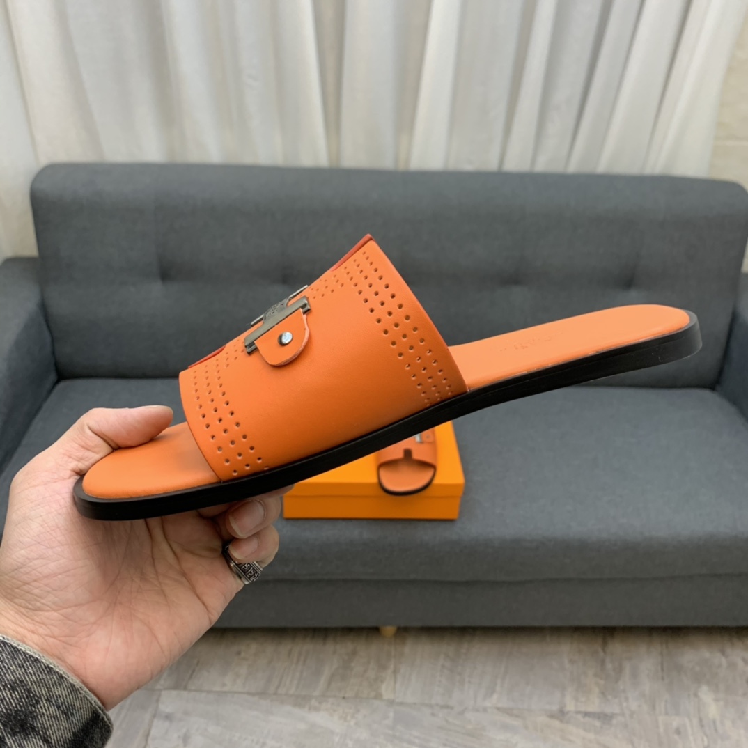 Hermes Sandals 34 - vstockx