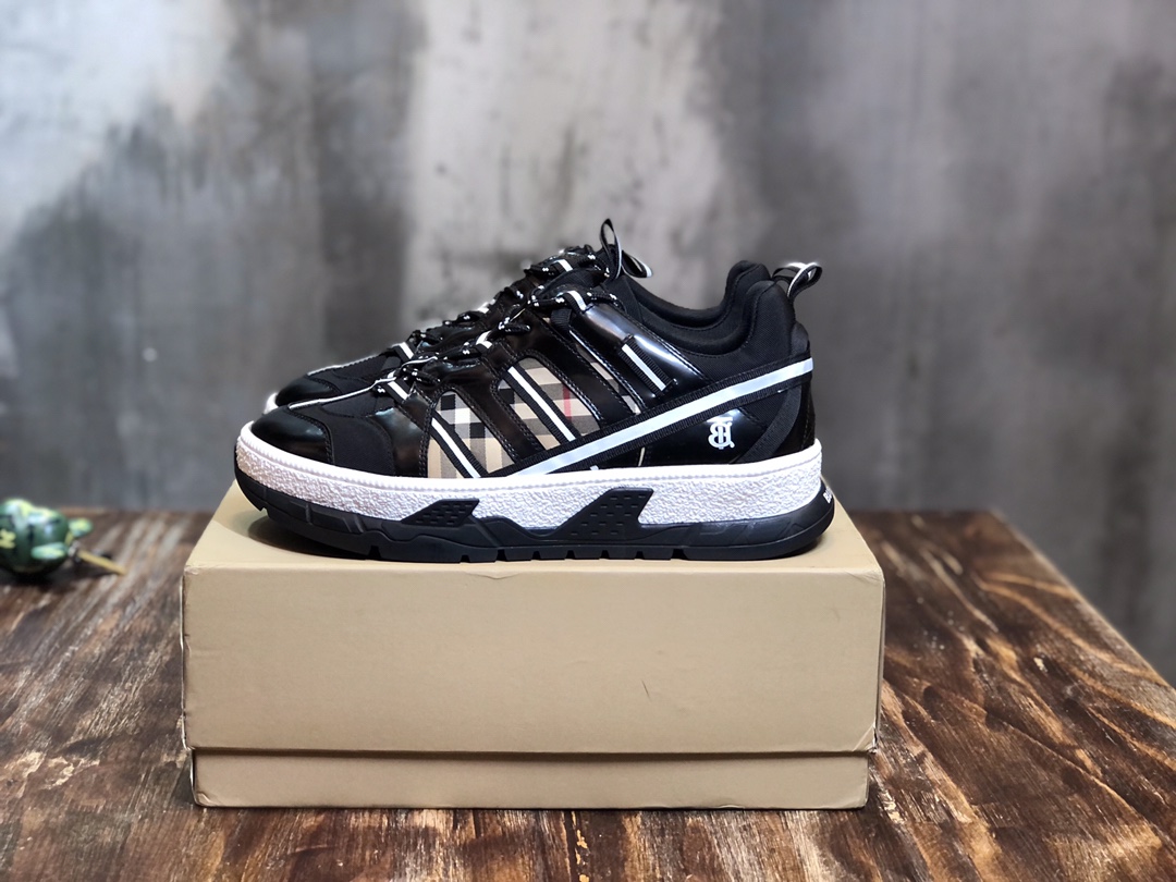 Burberry Arthur Vintage Sneaker 28 - vstockx