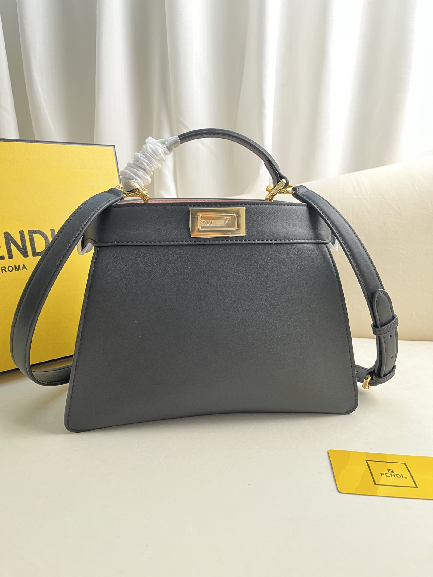 handbags FENDI 0229 size:27*21*11cm - vstockx