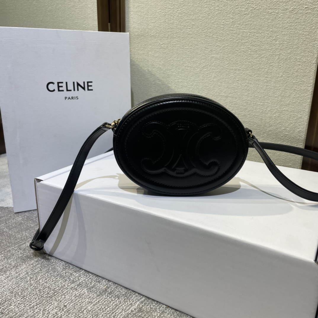 Handbags CELIN 101703 size:16x12.5x4 cm - vstockx