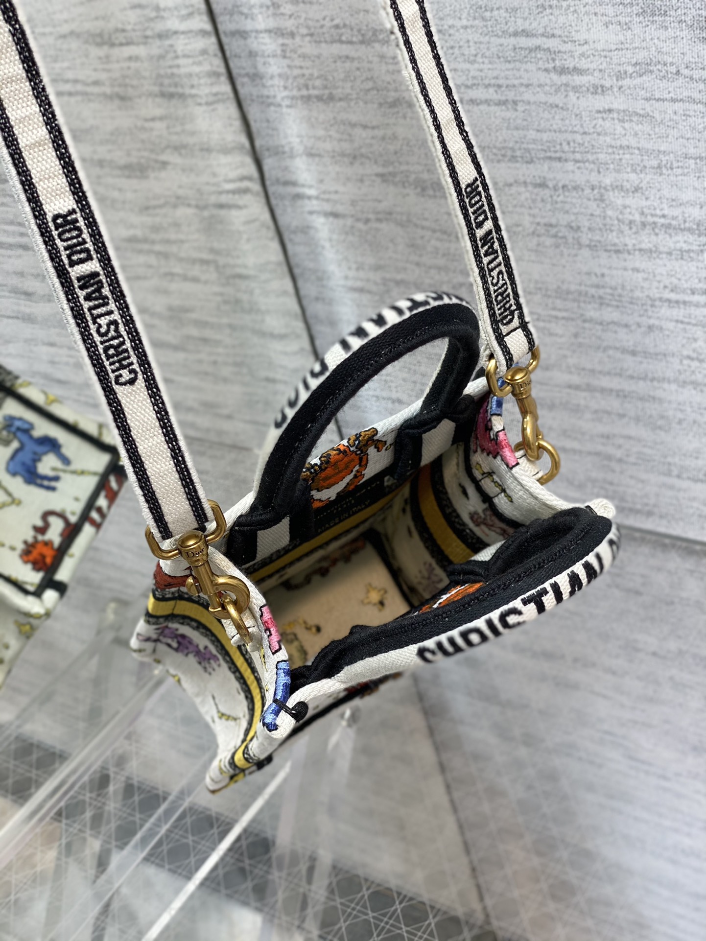 Handbag Dior size 13.5*5*18 cm - vstockx