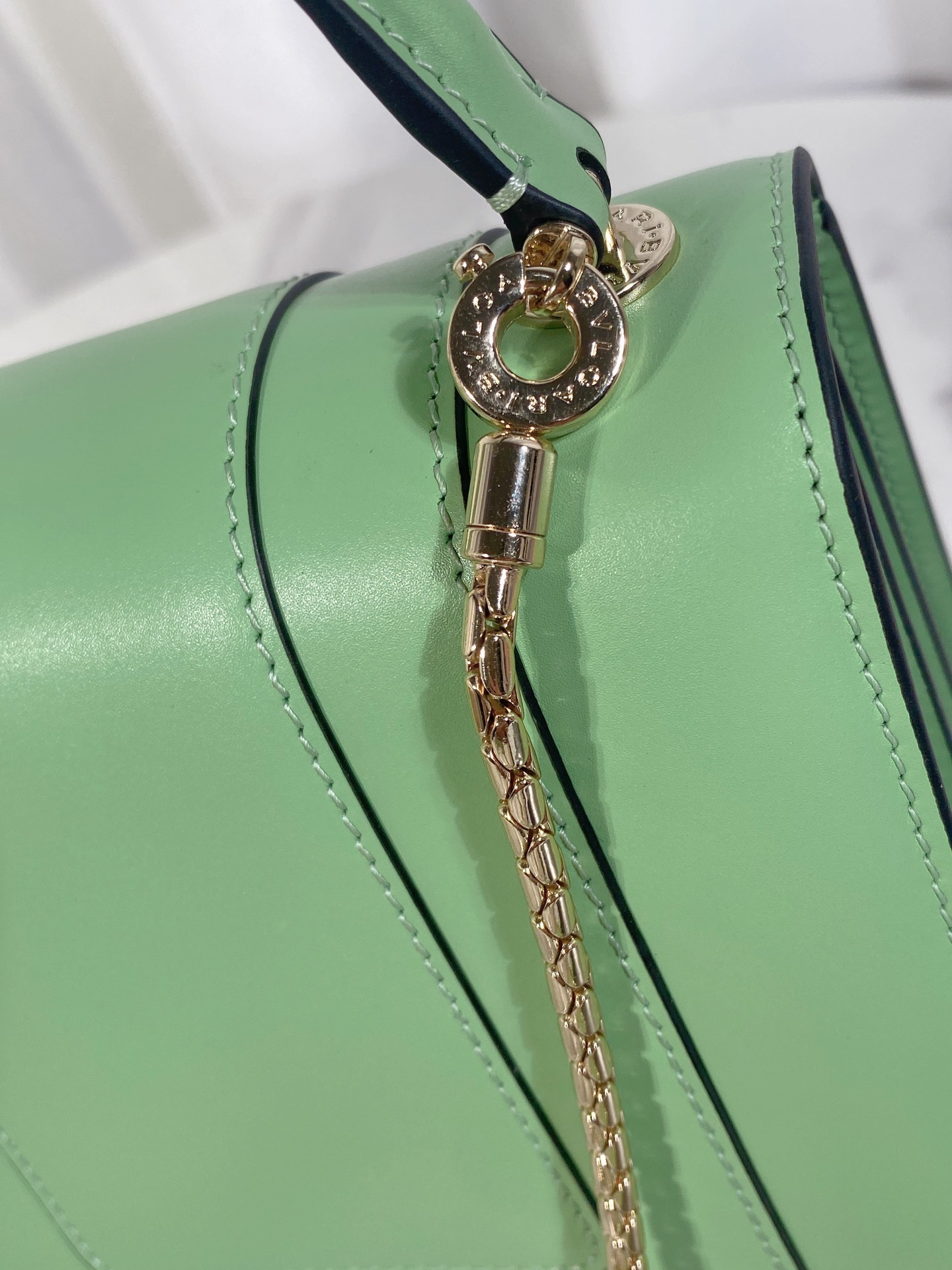 Handbags Bvlgari 24791050 size:18*16*10 cm - vstockx