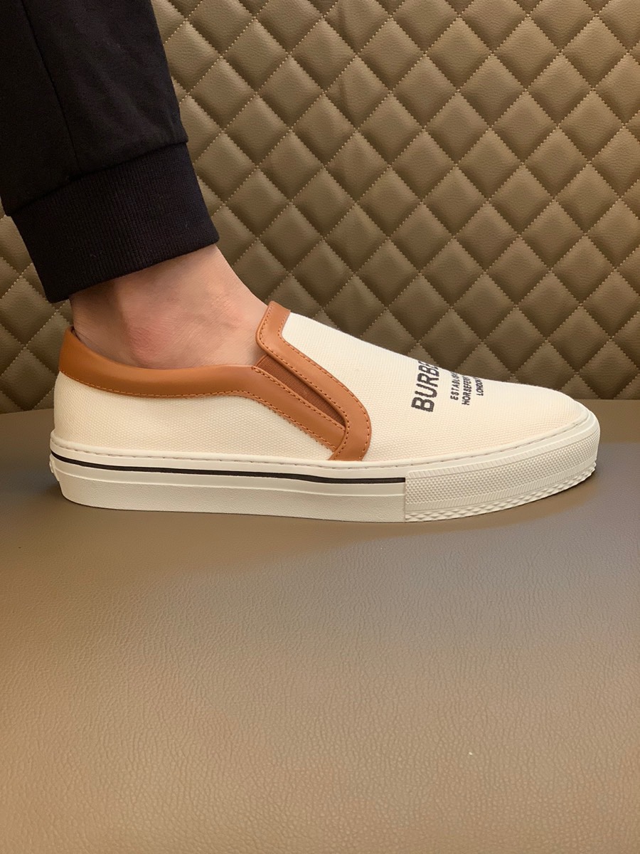 Burberry Perforated Check Sneaker 37 - vstockx