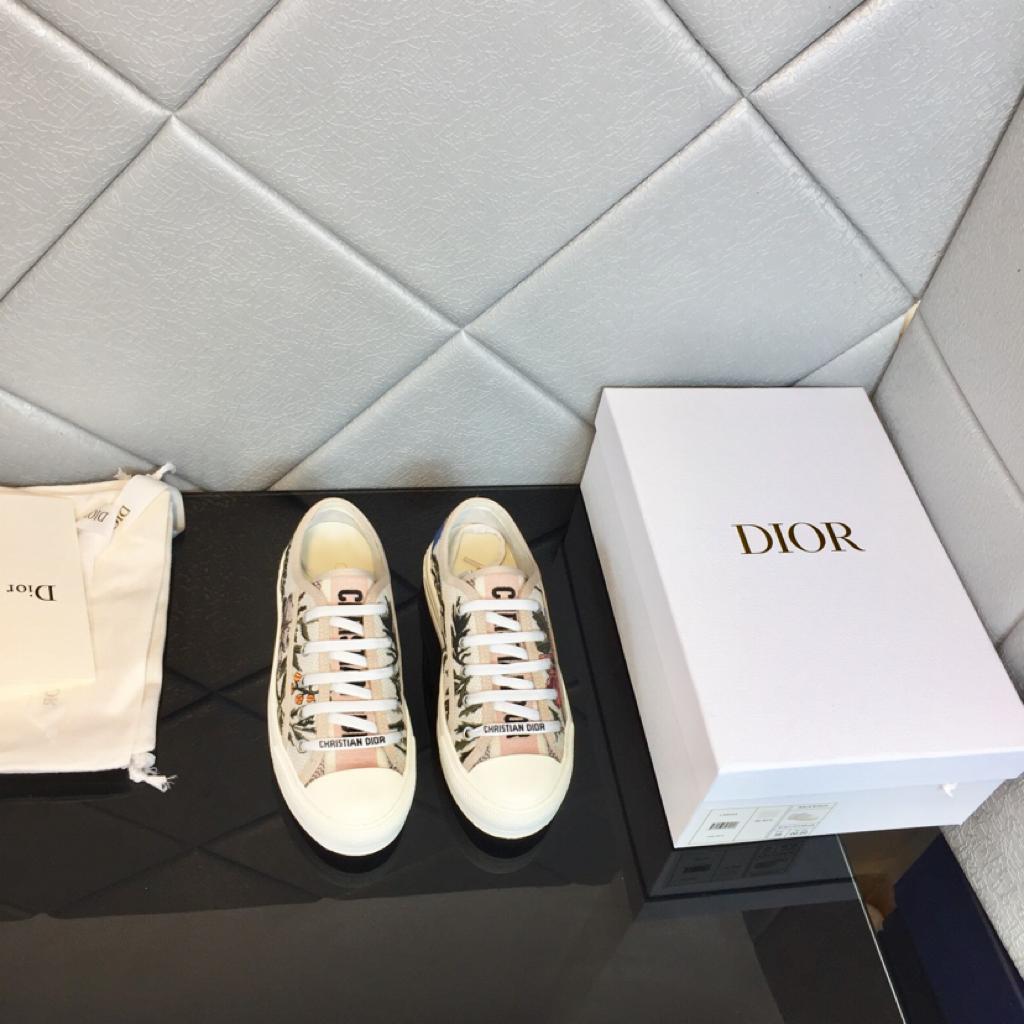 Dior Walk'N'Dior Rosa Mutabilis Embroidered - vstockx