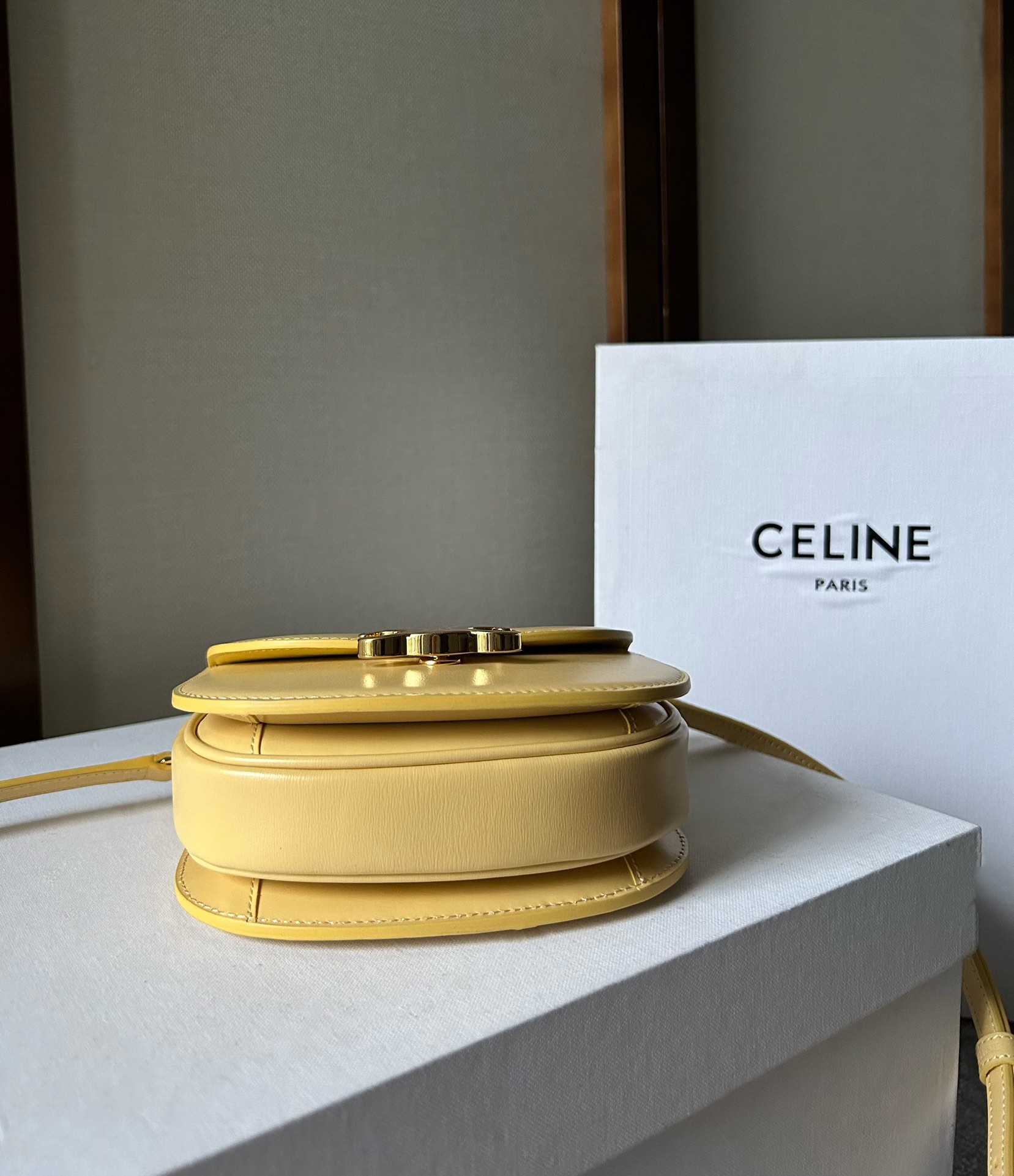 Handbags CELIN 101063 size:15.5X11.5X5 CM - vstockx