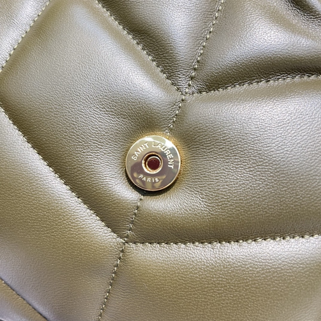 Handbags SAINT LAURENT 577476 size 29x17x11 cm - vstockx