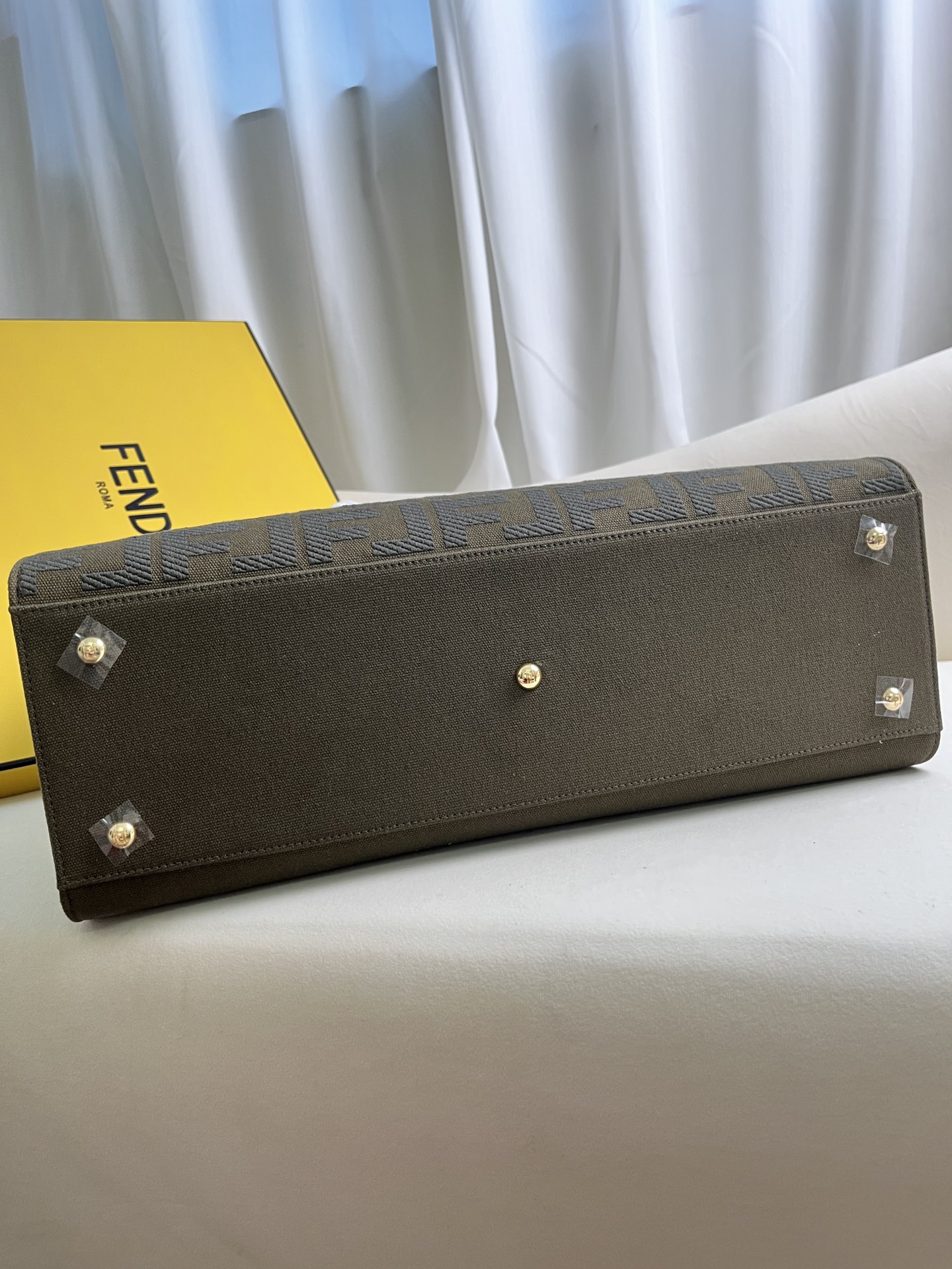 handbags FENDI 1819 size:40*12*29cm - vstockx