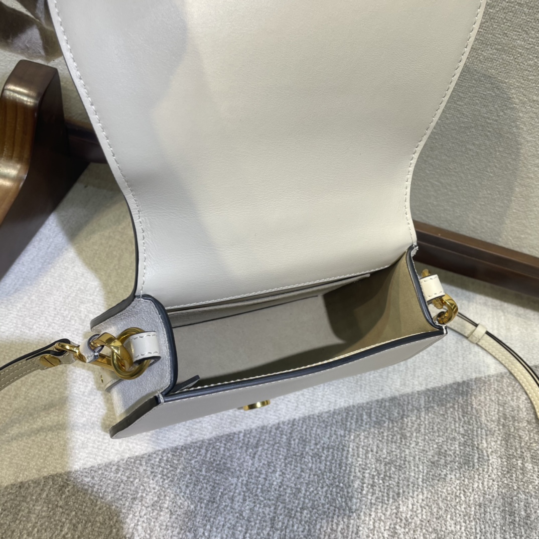 Handbags Chloe Nile 6011 size:18.5*6.5*15 cm - vstockx