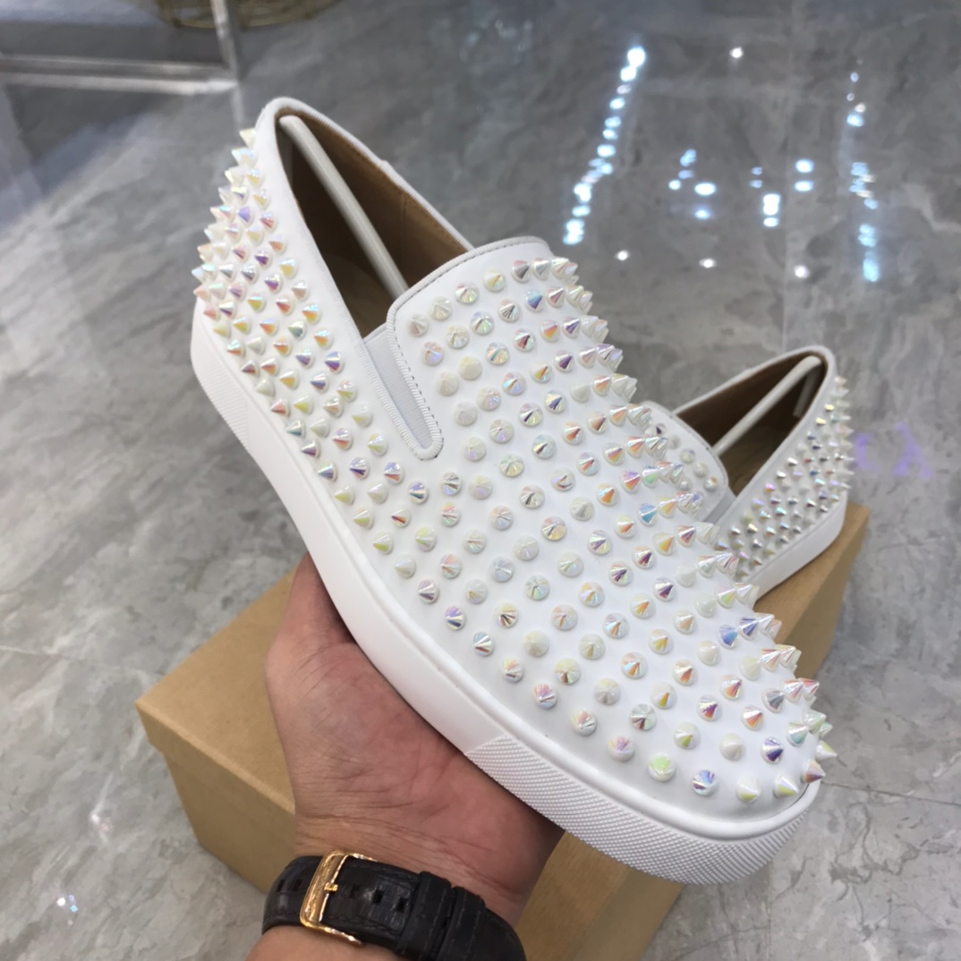 Christian Louboutin Louis Junior Spikes Orlato Flat Sneakers 66 - vstockx