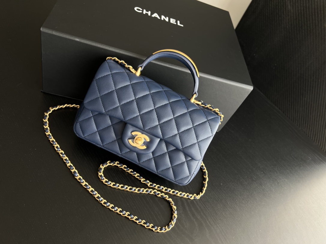 Handbag Chanel 2431 size 20cmx12cmx6 cm - vstockx