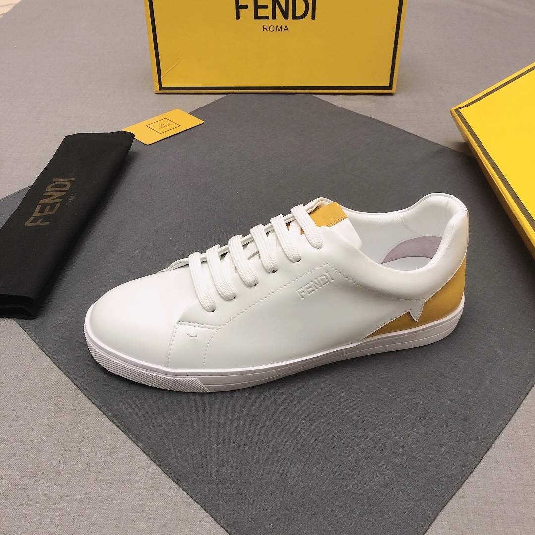 Fendi Low Top Sneakers 21 - vstockx