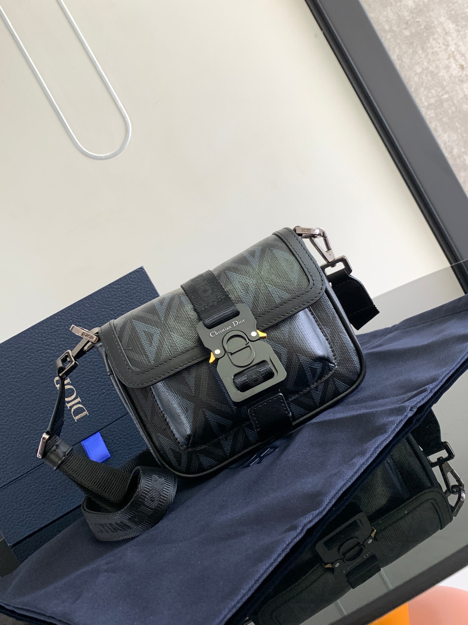 Handbags Dior 2ESCA458CDP_H36B  477737 - vstockx