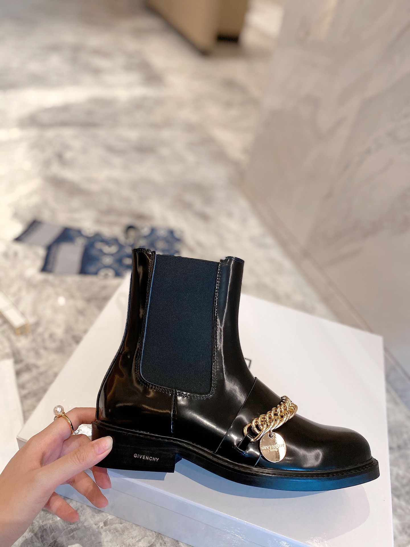 Givenchy Boots 11 - vstockx