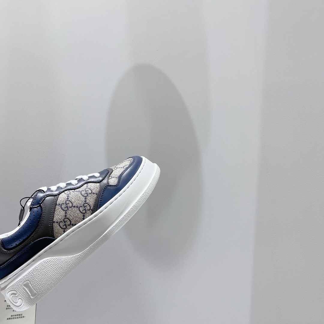 Gucci Women's GG sneaker 2 - vstockx