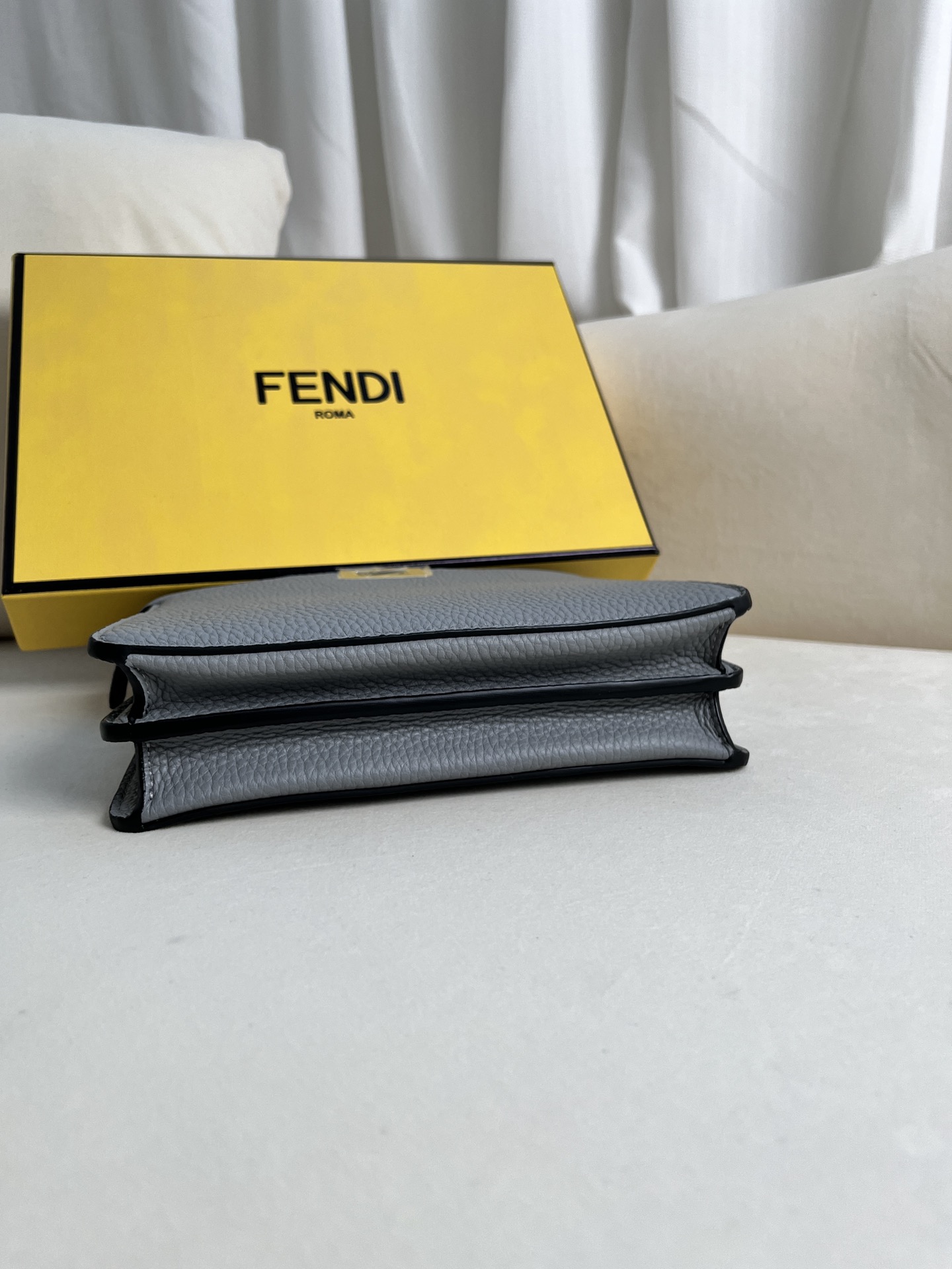 handbags FENDI 8066 size:21cm - vstockx