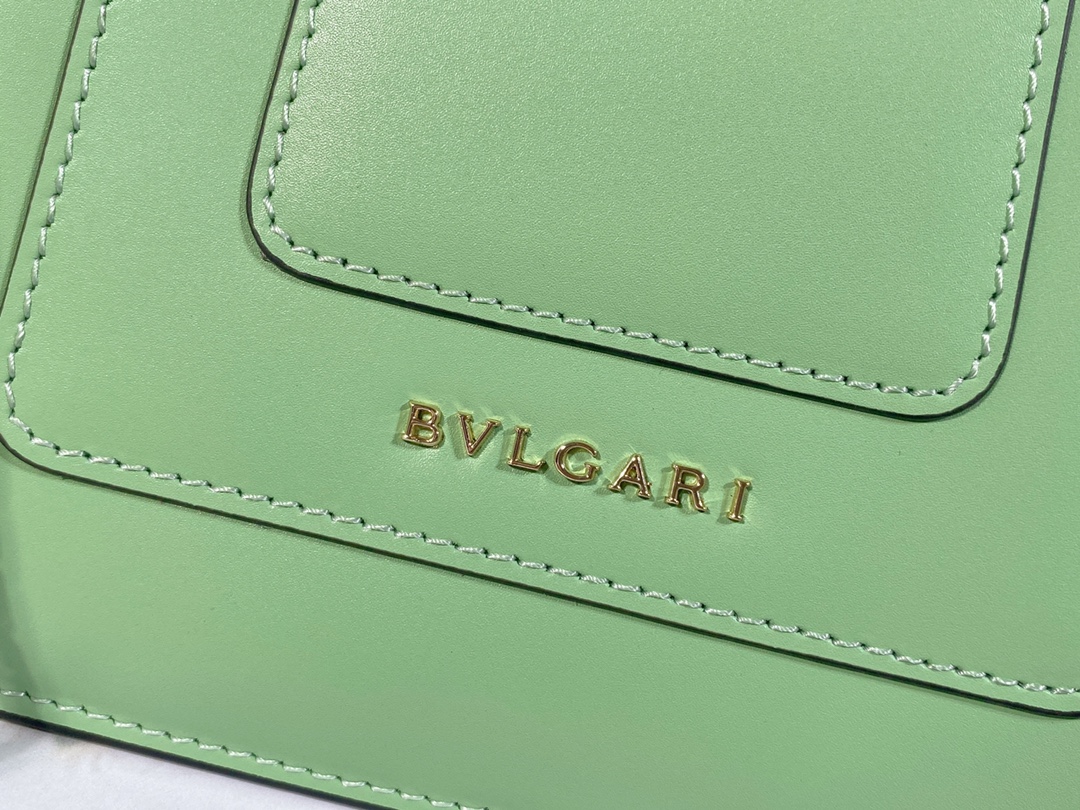 Handbags Bvlgari 24791050 size:18*16*10 cm - vstockx