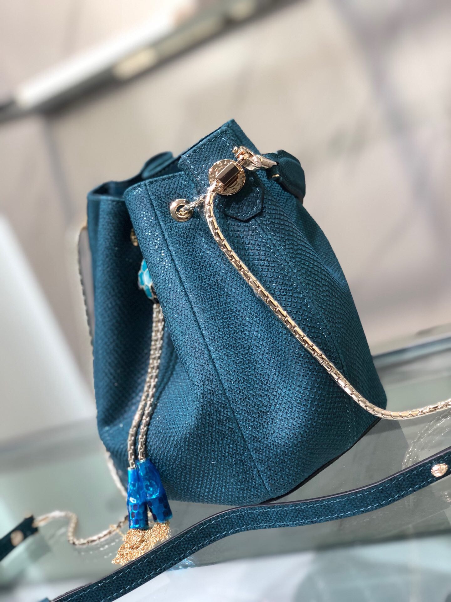 Handbags Bvlgari 287614 size:16*19*11 cm - vstockx