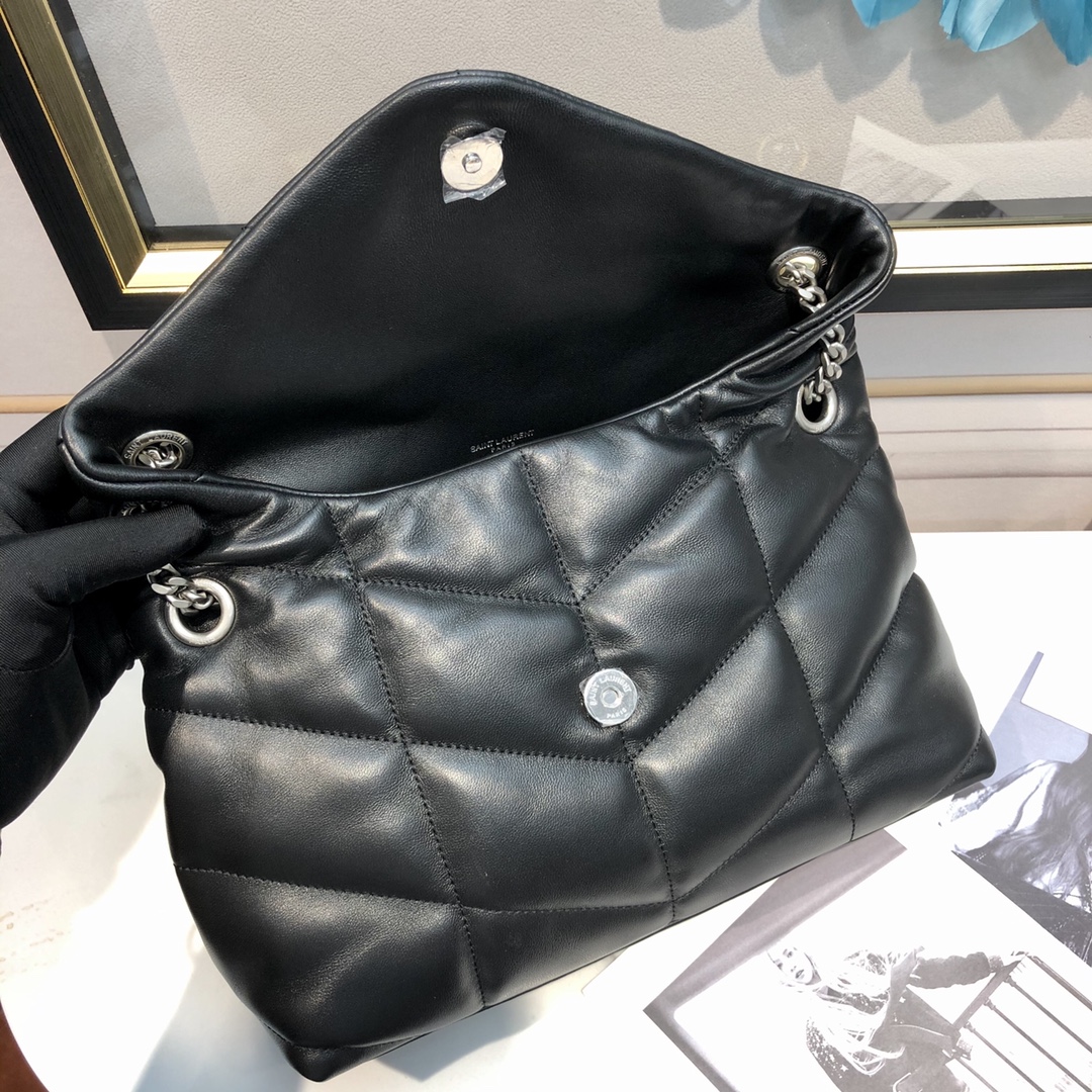 Handbags SAINT LAURENT 577476 size 29x17x11 cm - vstockx