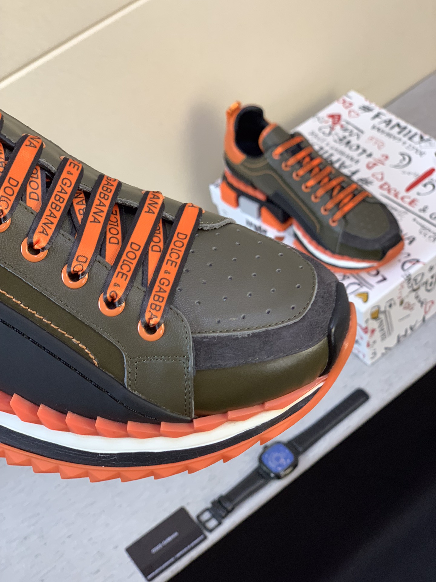 Dolce & Gabbana Low Tops Sneakers 35 - vstockx