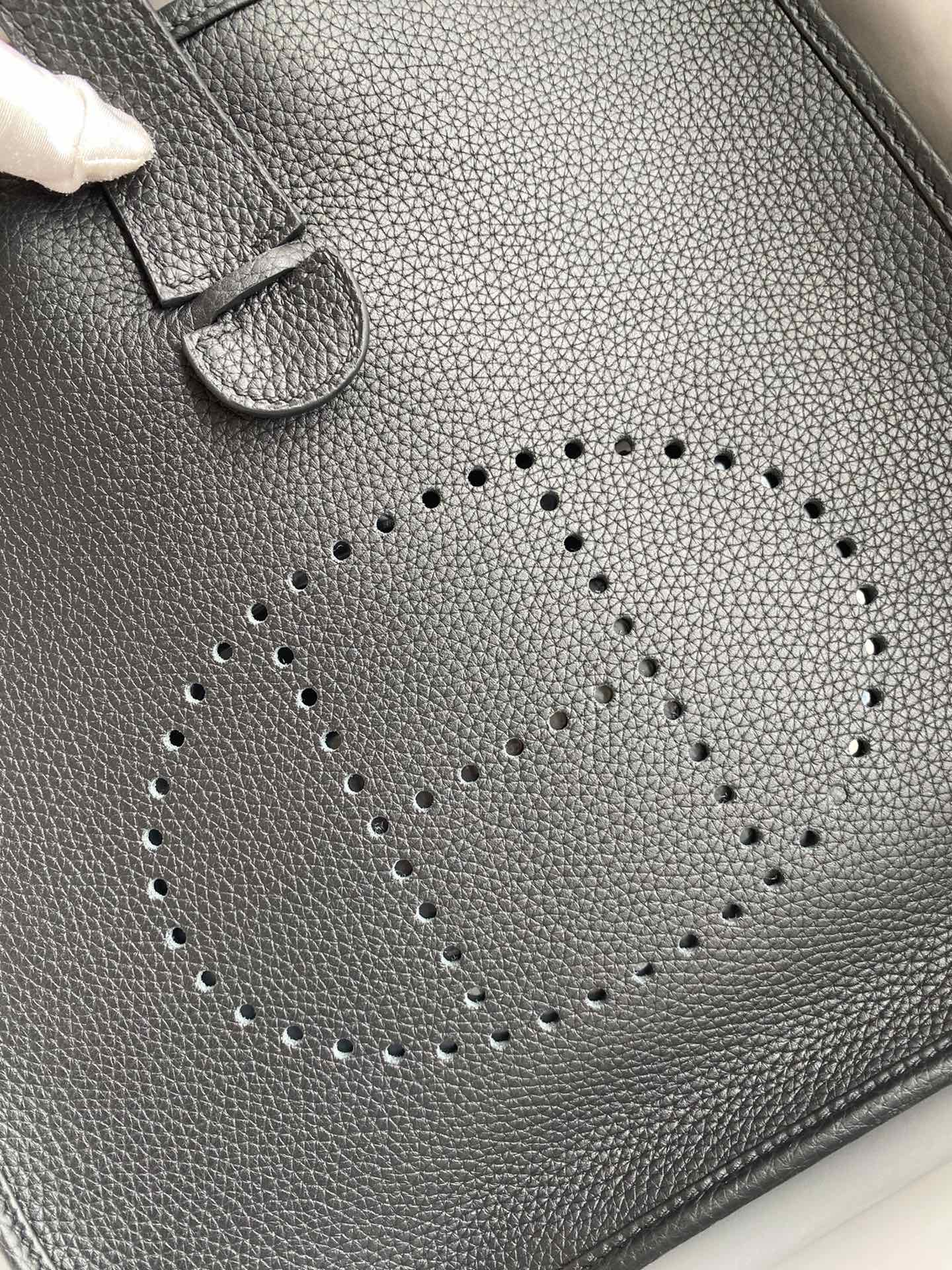 Handbags Hermes Evelyn size:29 cm - vstockx