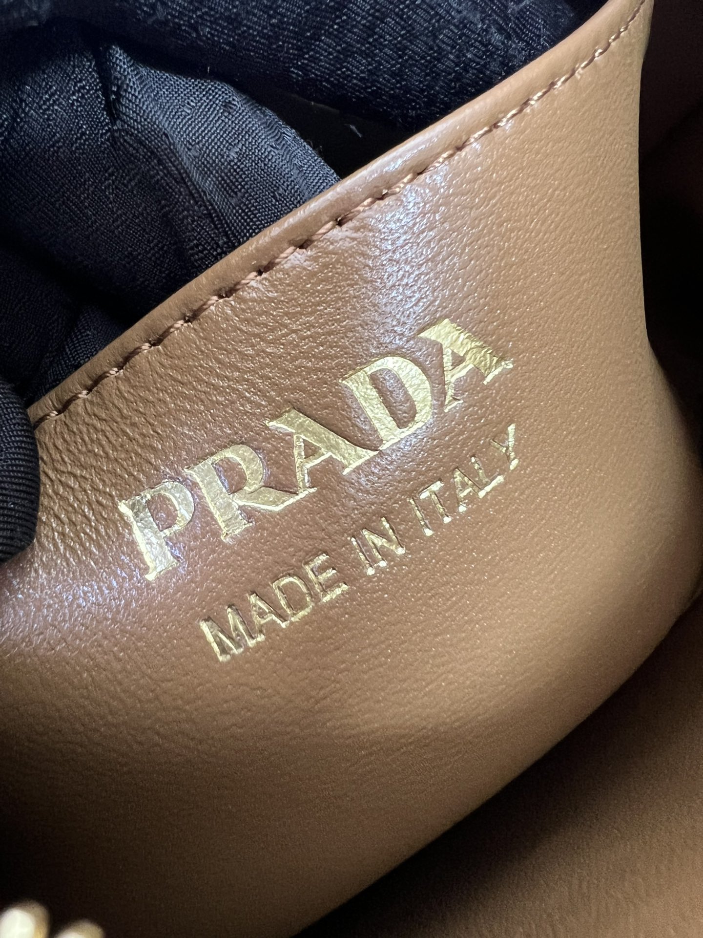 handbags prada 1BH193 24*18*6 - vstockx