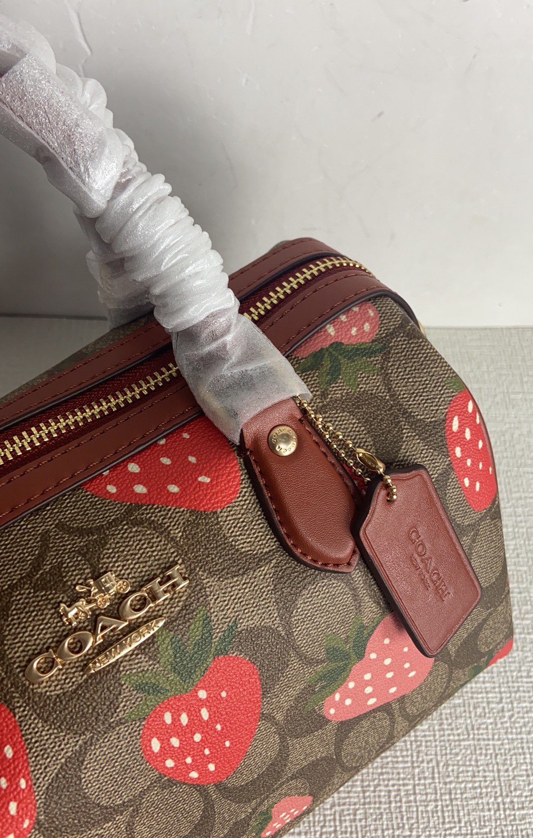 Handbags Coach CH511 size:24*18*10 - vstockx