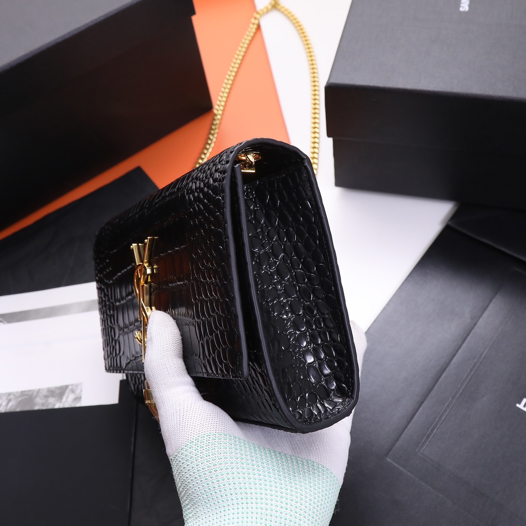 Handbags SAINT LAURENT 469390 size 20x13.5x5.5 cm - vstockx