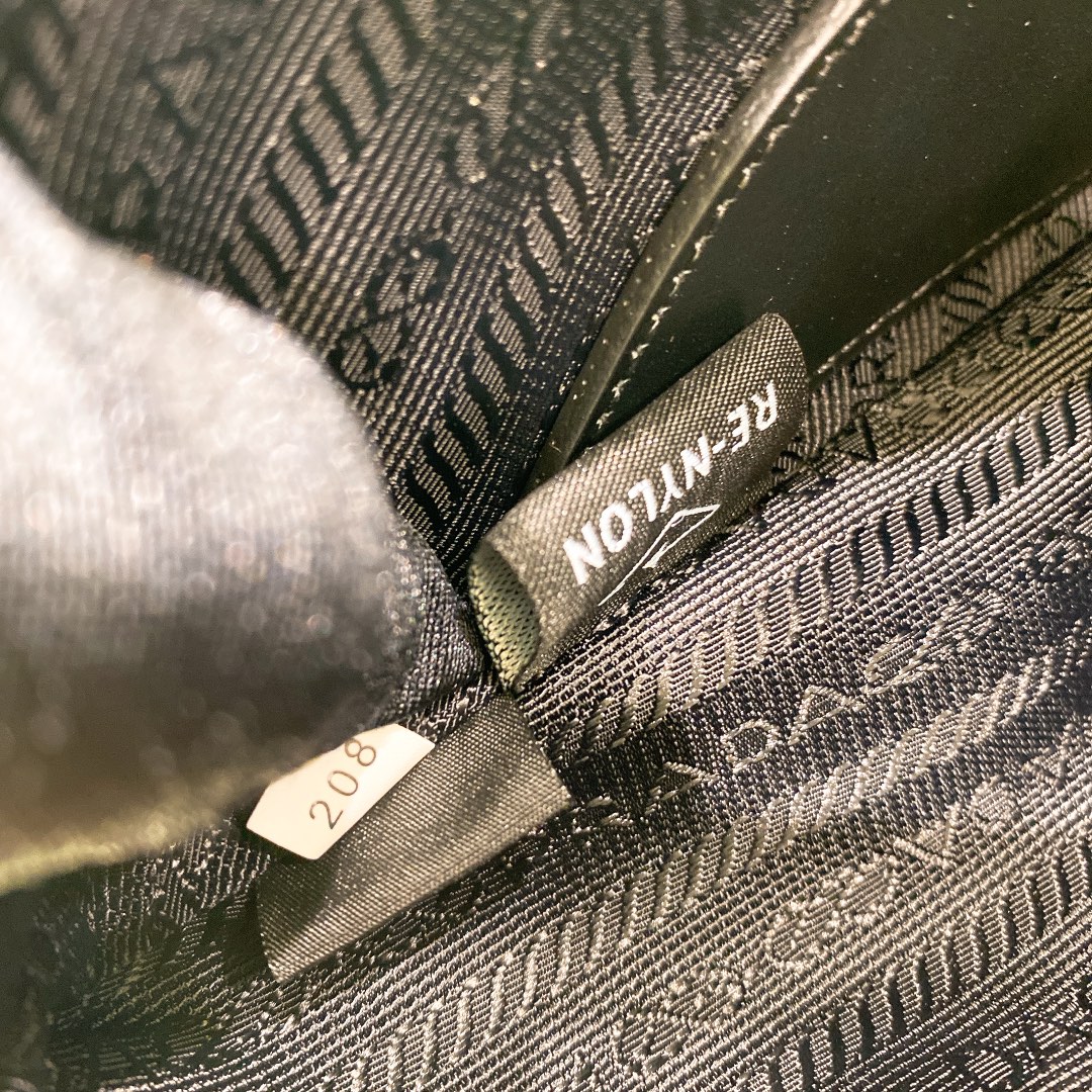 handbags prada 2VH155 size:28*18*11 - vstockx