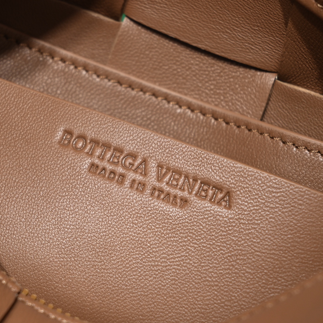 handbags Bottega Veneta 9305 size:24*20*10cm - vstockx