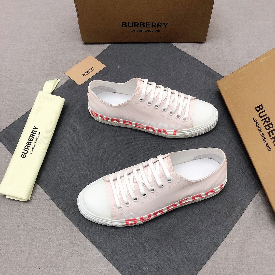 Burberry Perforated Check Sneaker 16 - vstockx