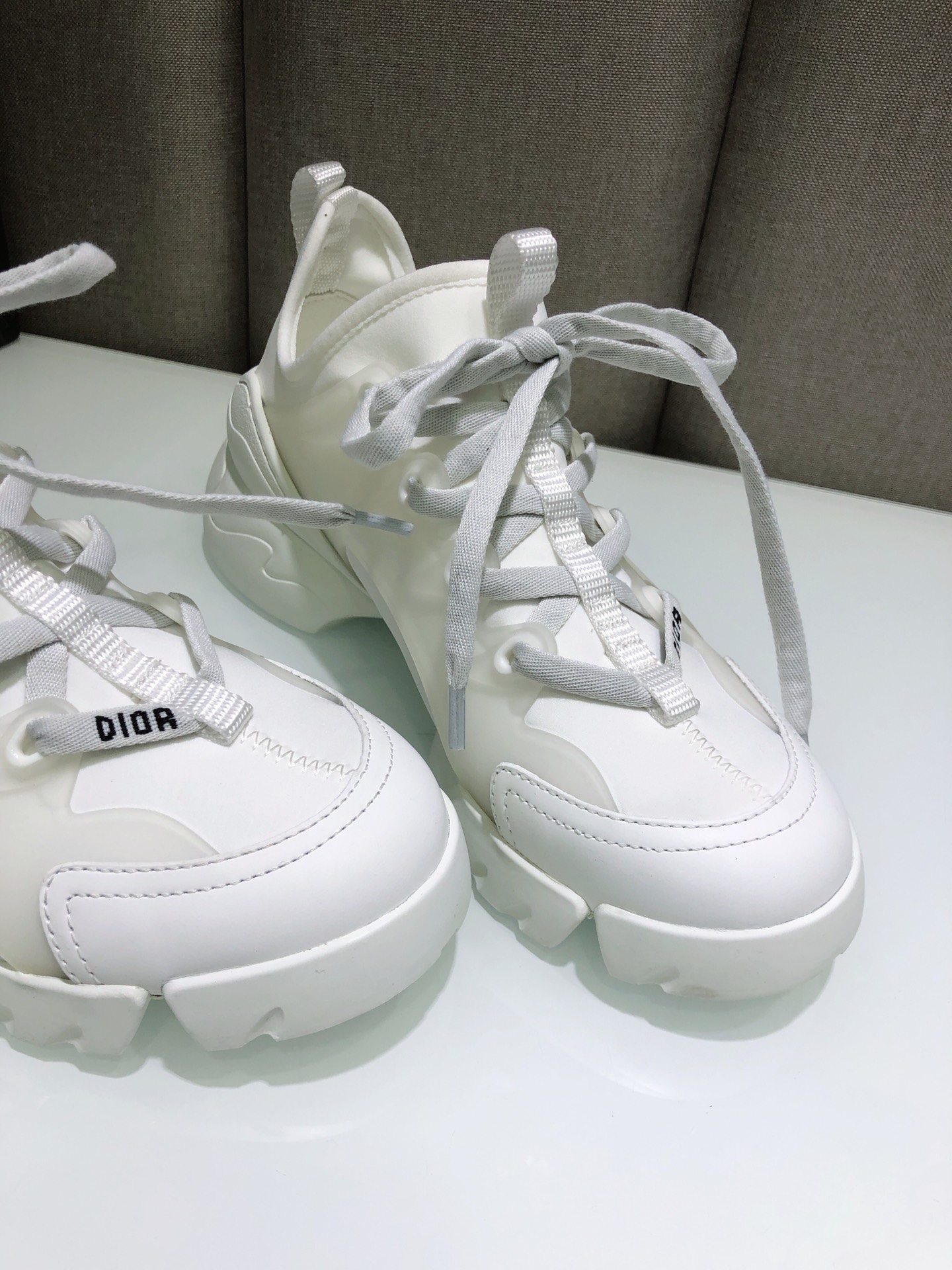 Dior D Connect White Neoprene (W) - vstockx