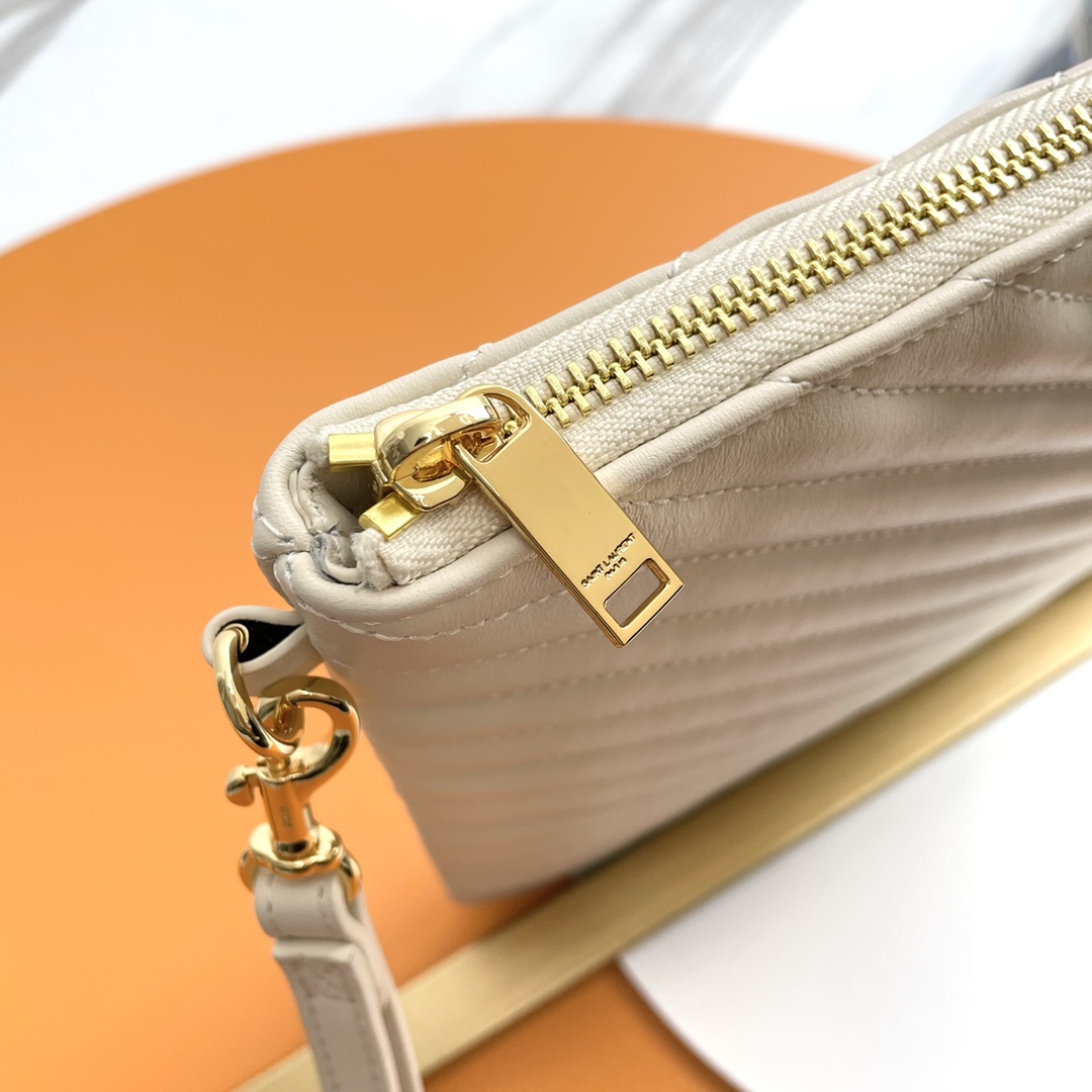 Handbags SAINT LAURENT 413444 size 30  21.5  2 cm - vstockx