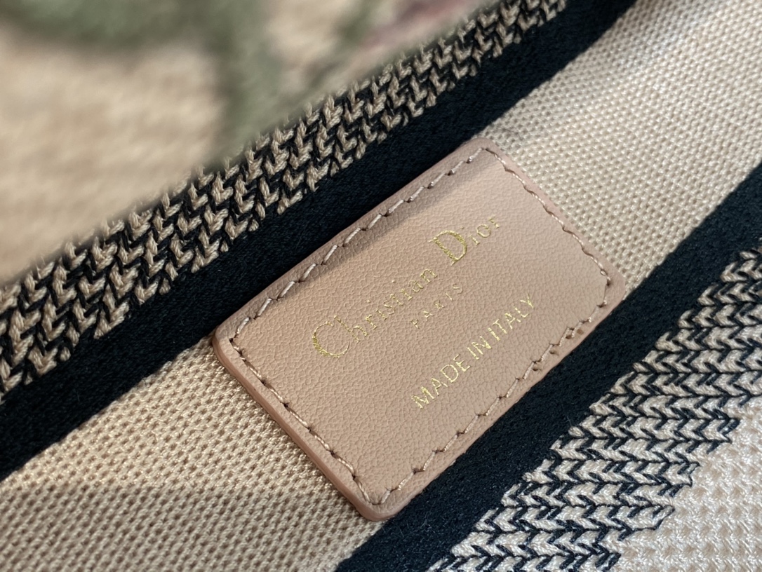 Handbags Dior 6605 size:24cm - vstockx