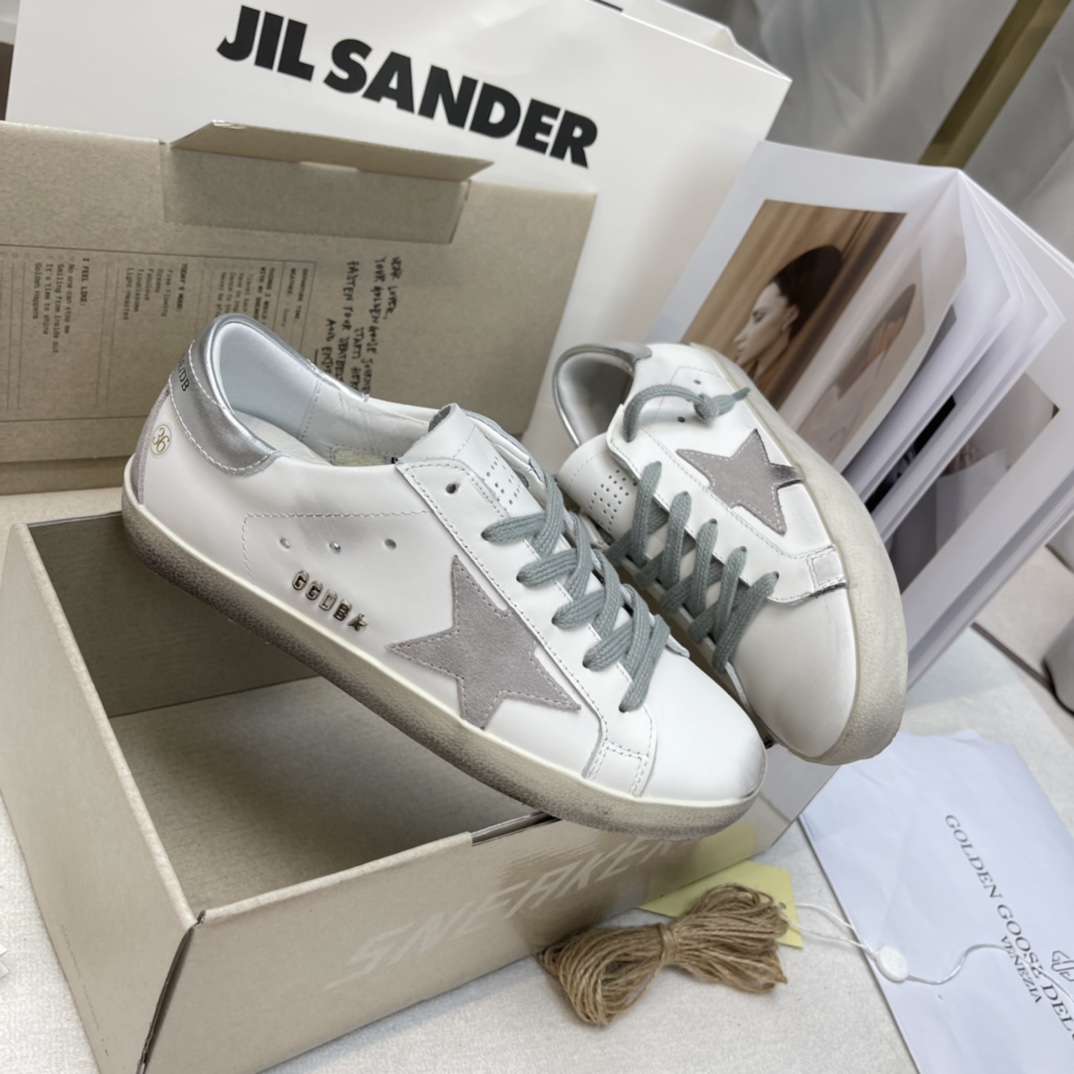 Golden Goose Superstar distressed-finish sneakers 29 - vstockx