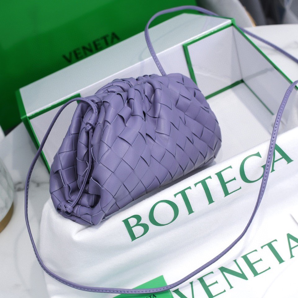handbags Bottega Veneta The pouch size:23*13*8 - vstockx