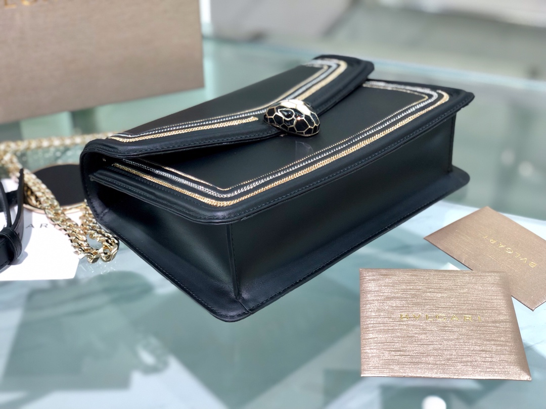 Handbags Bvlgari 288656 size:24*16*6.5 cm - vstockx