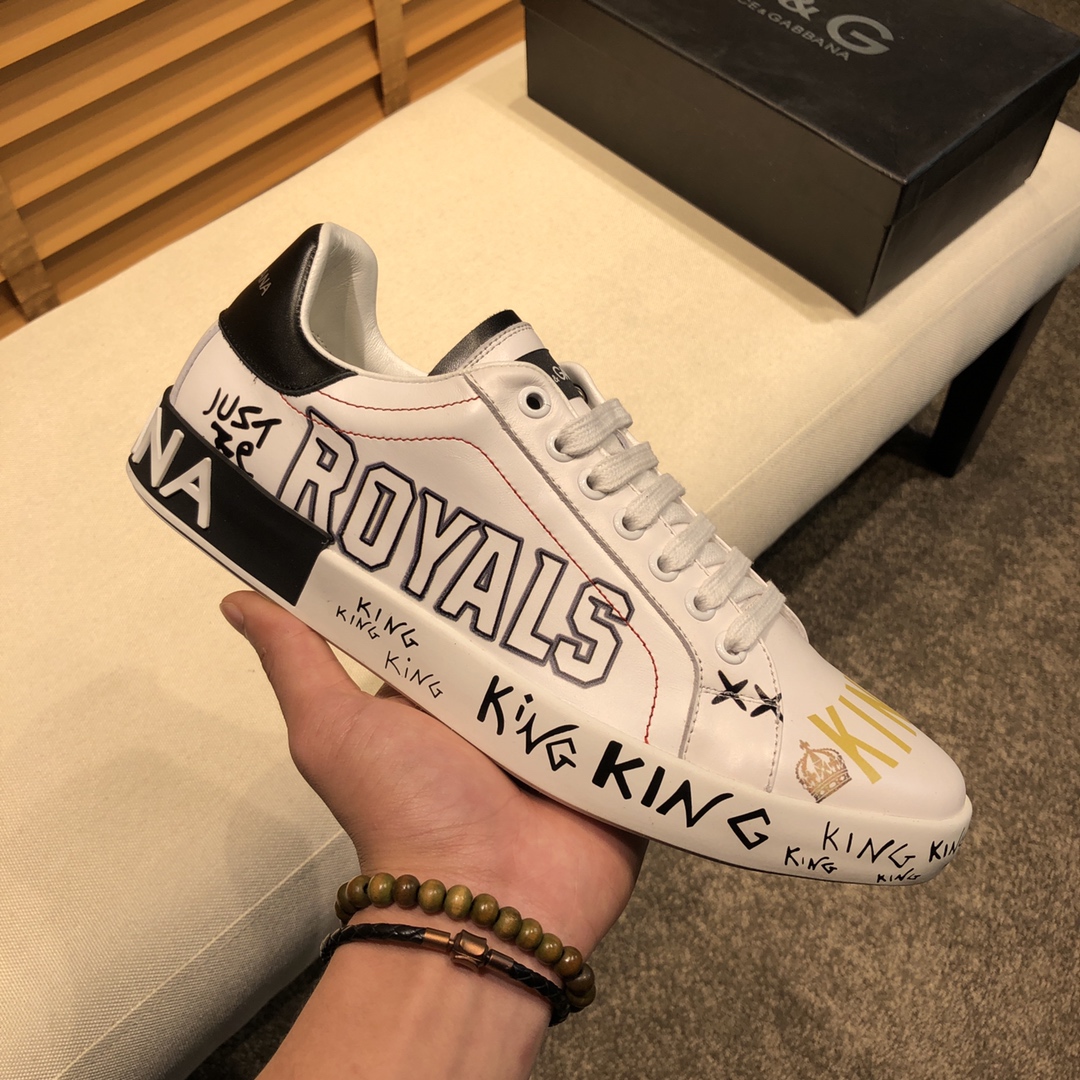 Dolce & Gabbana Low Tops Sneakers 134 - vstockx