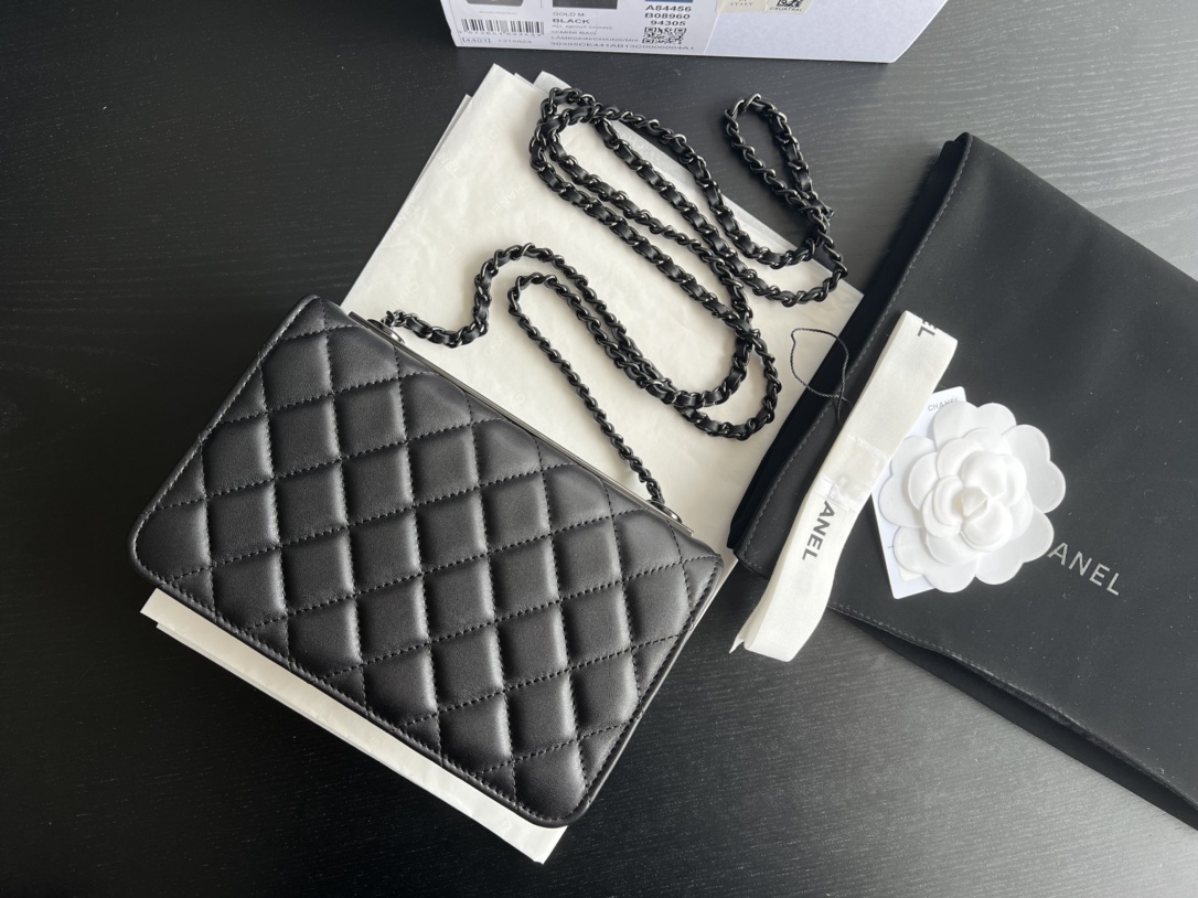 Handbag Chanel 84456 size 19 cm - vstockx