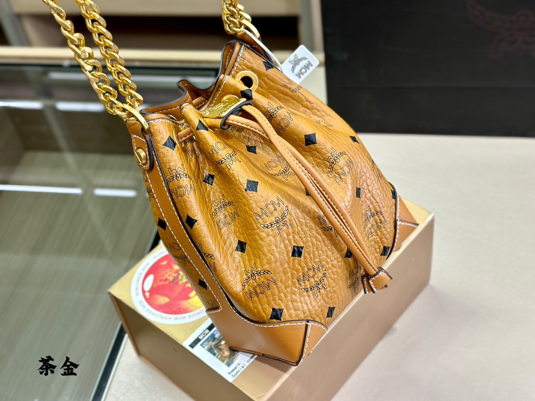 Handbags MCM mom size:16*21 cm - vstockx